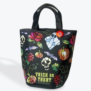 Bath & Body Works NWT Halloween Trick or Treat Tote Bag Glow In The Dark